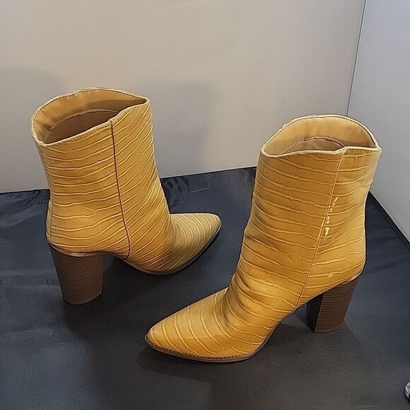 BRAND NEW QUPID POINTED TOE LEOPARD PRINT WOMEN"S BLOCK HEEL BOOT - Picture 15 of 15